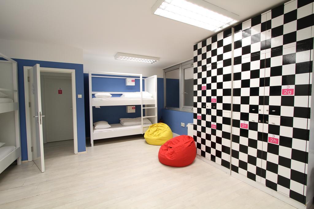 Dc Hostel Белград Екстериор снимка