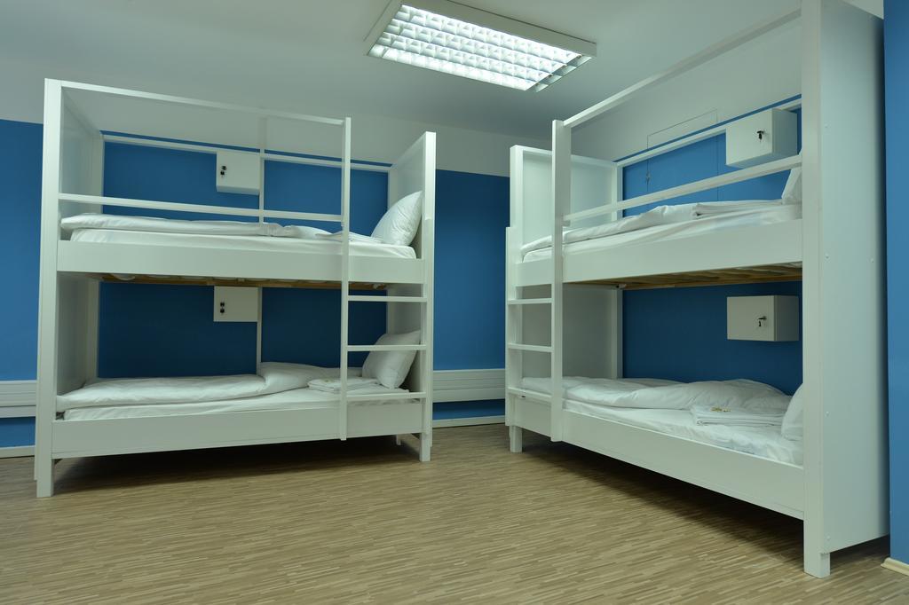 Dc Hostel Белград Стая снимка