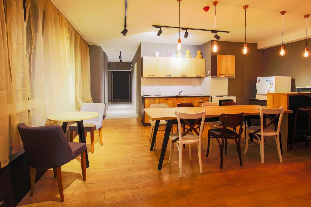 Dc Hostel Белград Екстериор снимка